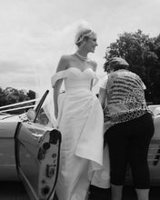 Load image into Gallery viewer, NICOLE PEARL CHOKER