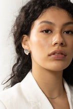 Load image into Gallery viewer, CORA EARRINGS WHITE GOLD