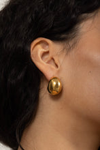 Load image into Gallery viewer, ISABETTA EARRINGS GOLD