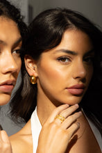 Load image into Gallery viewer, ISABETTA EARRINGS GOLD