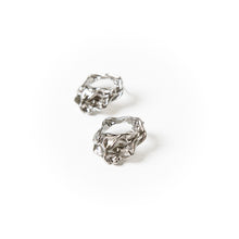 Load image into Gallery viewer, LAVINIA EARRINGS WHITE GOLD