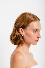 Load image into Gallery viewer, HERA EARRINGS WHITE GOLD