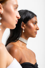 Load image into Gallery viewer, SERENE EARRINGS WHITE GOLD