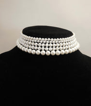 Load image into Gallery viewer, NICOLE PEARL CHOKER