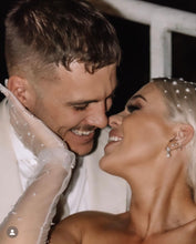 Load image into Gallery viewer, ESME EARRINGS WHITE GOLD