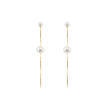 Load image into Gallery viewer, OLIVIA EARRINGS GOLD